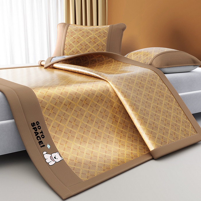 91家纺网 家纺一手货源 找家纺 缦吉 2026新款冰藤复合三明治凉席款-西高地（成人款） 咖色