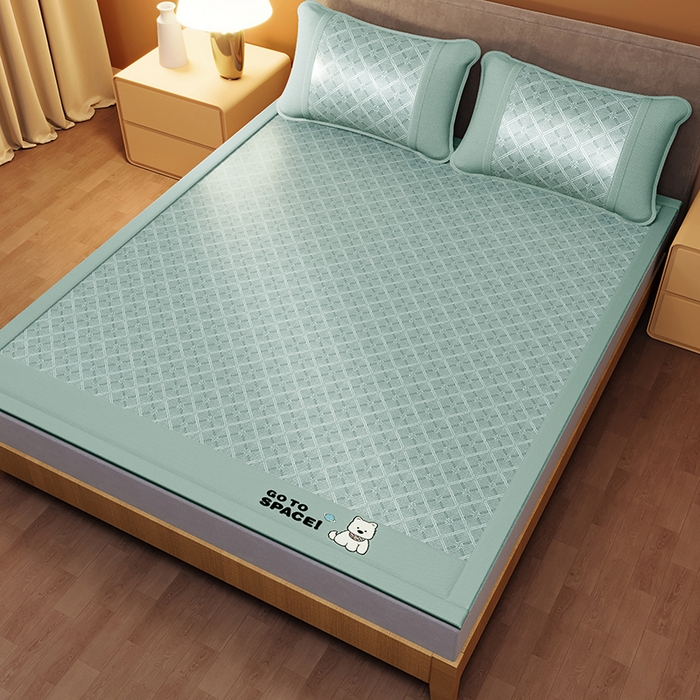 91家纺网 家纺一手货源 找家纺 缦吉 2026新款冰藤复合三明治凉席款-西高地（成人款） 绿色