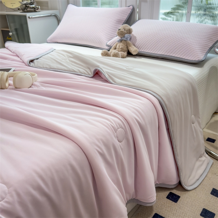 91家纺网 家纺一手货源 找家纺 乐家欣 2026新款凉感凉豆豆床笠款床席款凉席系列 凉感夏被-蜜桃粉