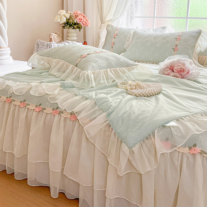 91家纺网 家纺一手货源 找家纺 （总）瑞宝 2026新款负离子冰岛丝花边床裙款凉席夏被夏凉被空调被四件套-莉莉安