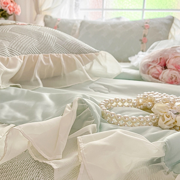 91家纺网 家纺一手货源 找家纺 瑞宝 2026新款负离子冰岛丝花边床裙款凉席夏被夏凉被空调被四件套-莉莉安 莉莉安-薄荷绿