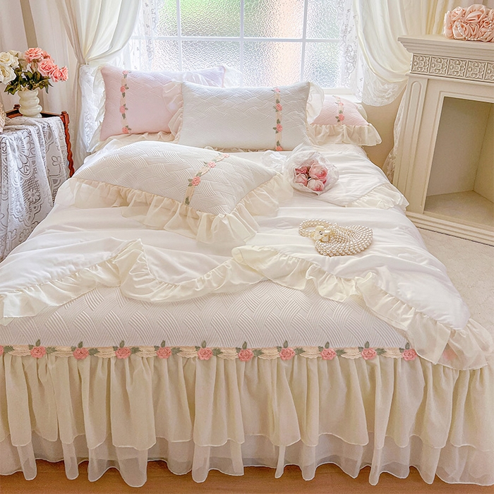 91家纺网 家纺一手货源 找家纺 （总）瑞宝 2026新款负离子冰岛丝花边床裙款凉席夏被夏凉被空调被四件套-莉莉安