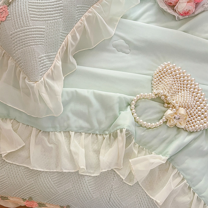 91家纺网 家纺一手货源 找家纺 （总）瑞宝 2026新款负离子冰岛丝花边床裙款凉席夏被夏凉被空调被四件套-莉莉安