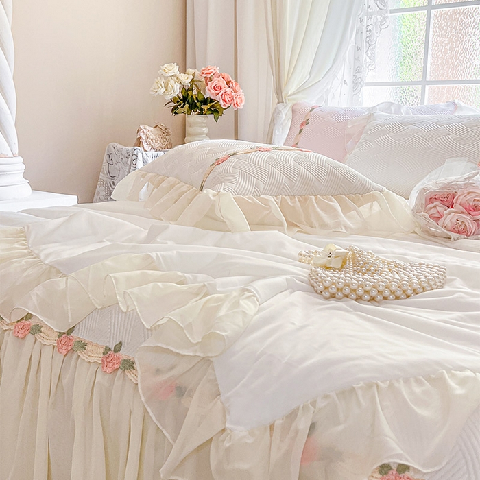 91家纺网 家纺一手货源 找家纺 瑞宝 2026新款负离子冰岛丝花边床裙款凉席夏被夏凉被空调被四件套-莉莉安 莉莉安-奶油白