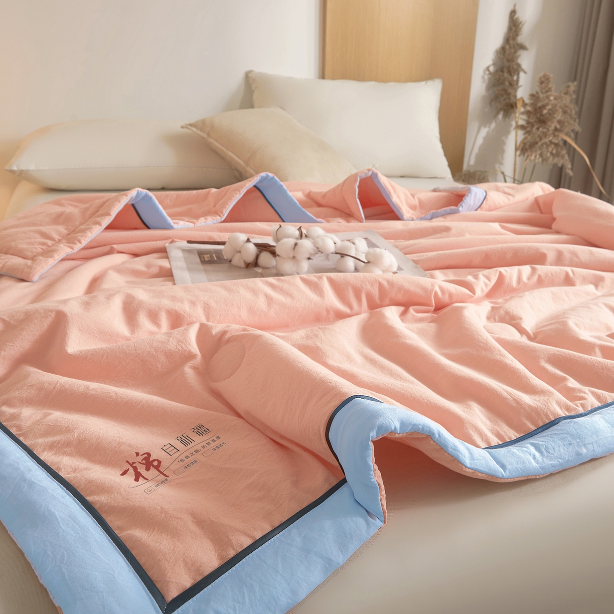 91家纺网 家纺一手货源 找家纺 创优家纺 2026新款新疆棉花夏被无印风纯色100%新疆棉夏凉被空调被棉花夏被棉花被子百分百新疆棉可水洗/可机洗棉花被（专版烫画 盗版必究） 棉朵-粉色