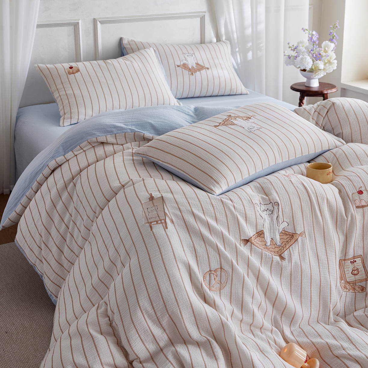 91家纺网 家纺一手货源 找家纺 沐珩家纺 2026新款直播爆款A类母婴级条纹全棉双层皱皱纱纯棉绣花双层纱四件套 奶盐可露丽