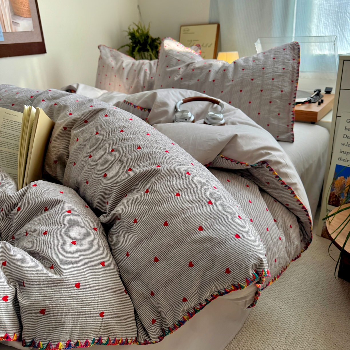 91家纺网 家纺一手货源 找家纺 田野 2026新款全棉水洗提花贝壳边四件套 桃心