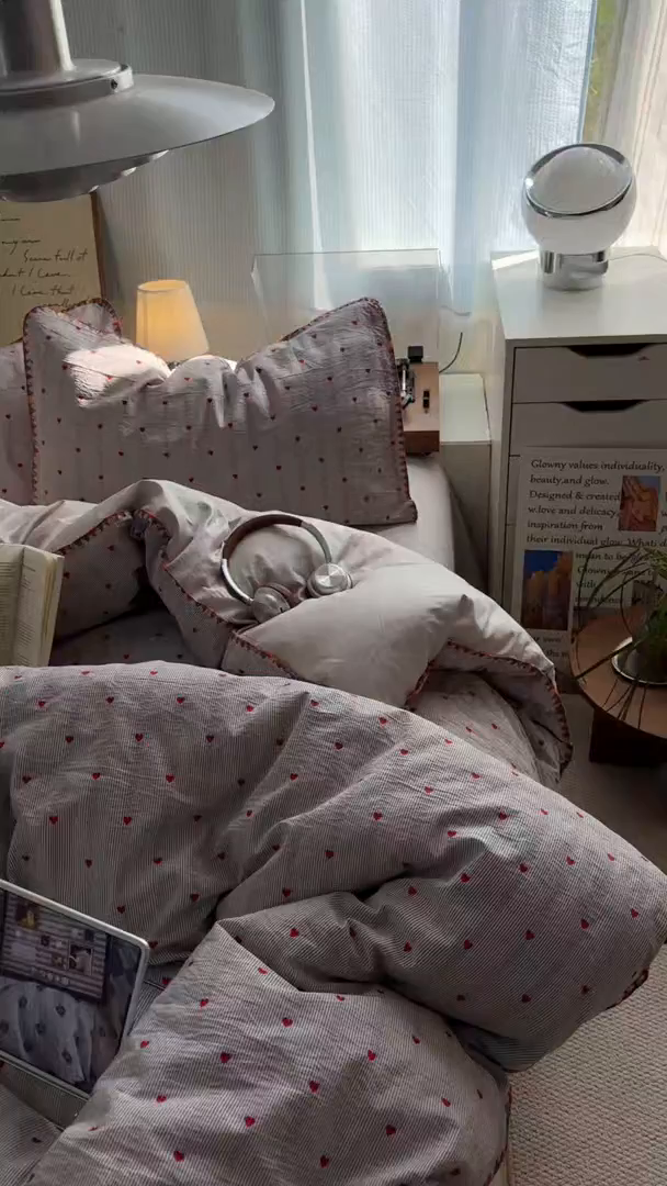 91家纺网 家纺一手货源 找家纺 田野 2026新款全棉水洗提花贝壳边四件套 桃心