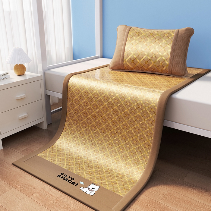 91家纺网 家纺一手货源 找家纺 缦吉 2026新款冰藤复合三明治凉席款-西高地（学生款） 西高地-咖