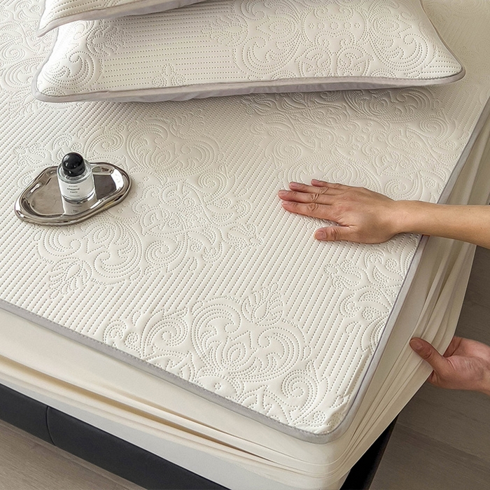 91家纺网 家纺一手货源 找家纺 乐家欣 2026新款凉感欧式夏被床笠四件套 欧式床笠-奶昔白