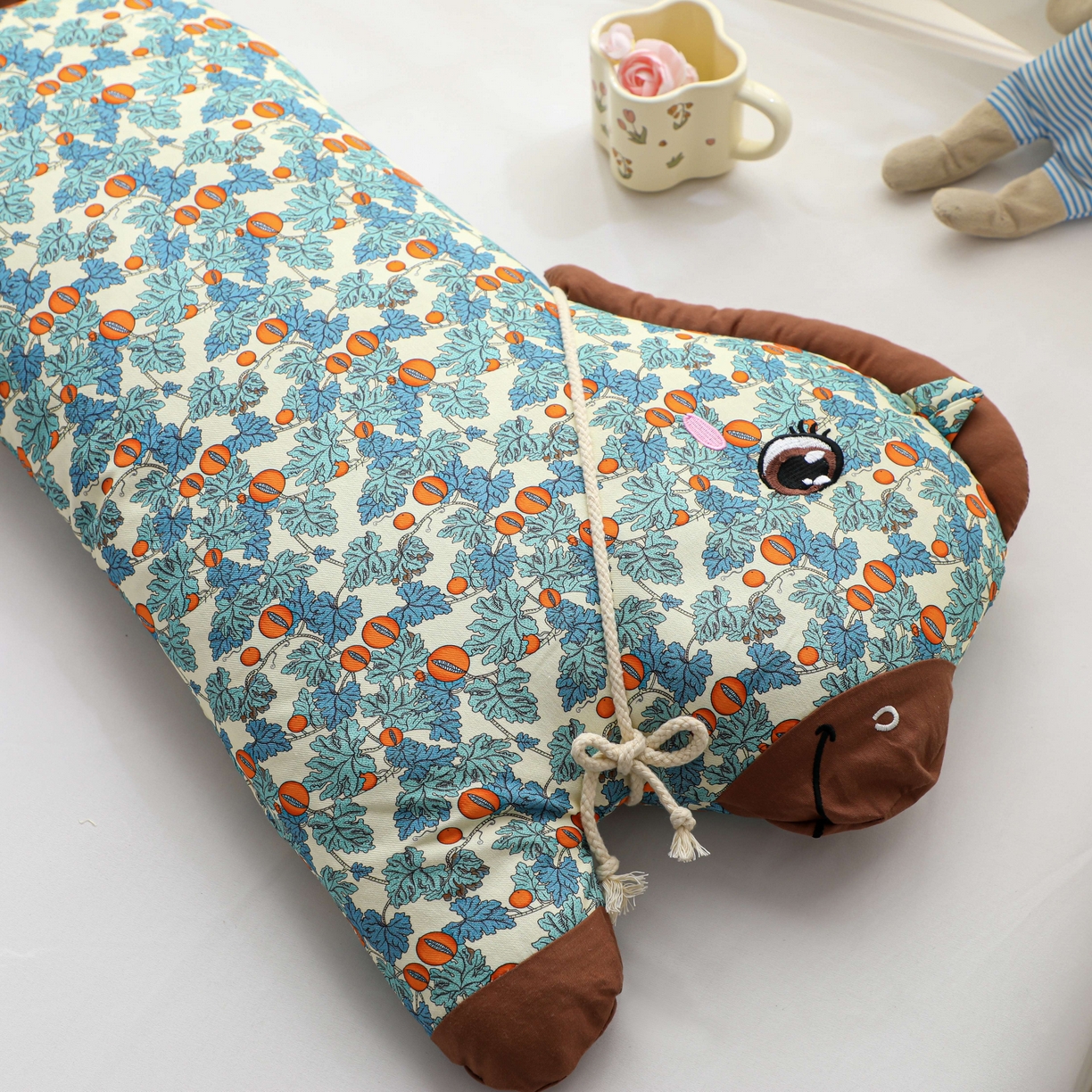 91家纺网 家纺一手货源 找家纺 芯洲 2026春夏新款卡通小马造型可爱抱枕荞麦枕枕头枕芯 吉祥小马-青