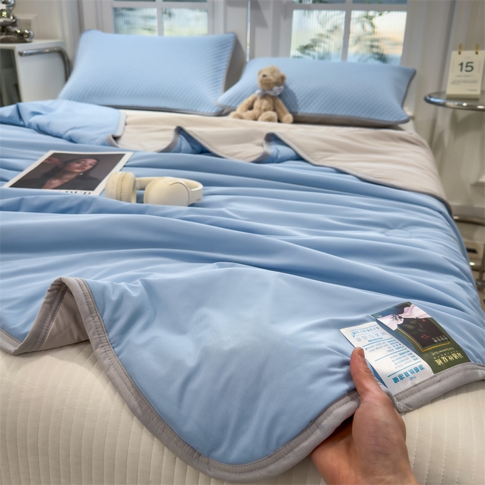 91家纺网 家纺一手货源 找家纺 乐家欣 2026新款凉感欧式夏被床笠四件套 凉感夏被-宾利蓝
