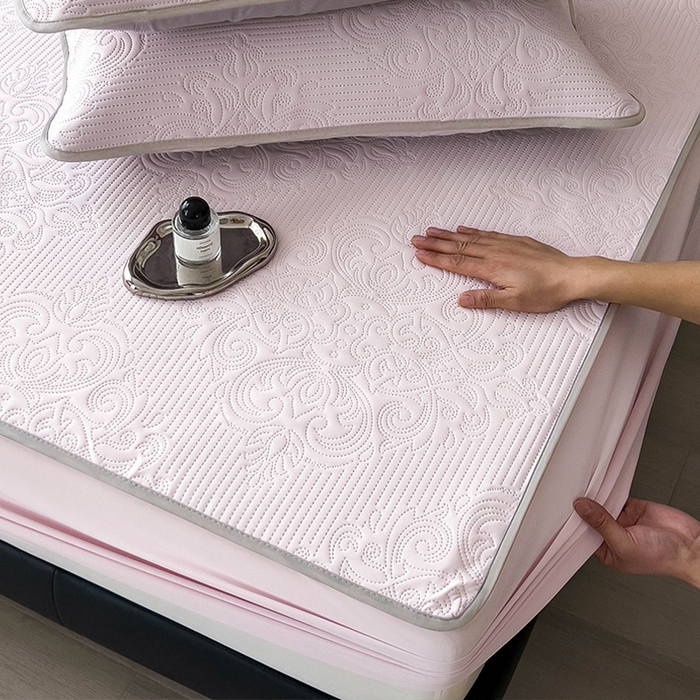 91家纺网 家纺一手货源 找家纺 乐家欣 2026新款凉感欧式夏被床笠四件套 欧式床笠-蜜桃粉