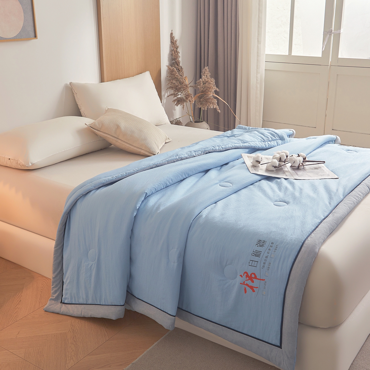 91家纺网 家纺一手货源 找家纺 创优家纺 2026新款新疆棉花夏被无印风纯色100%新疆棉夏凉被空调被棉花夏被棉花被子百分百新疆棉可水洗/可机洗棉花被（专版烫画 盗版必究） 棉朵-蓝色
