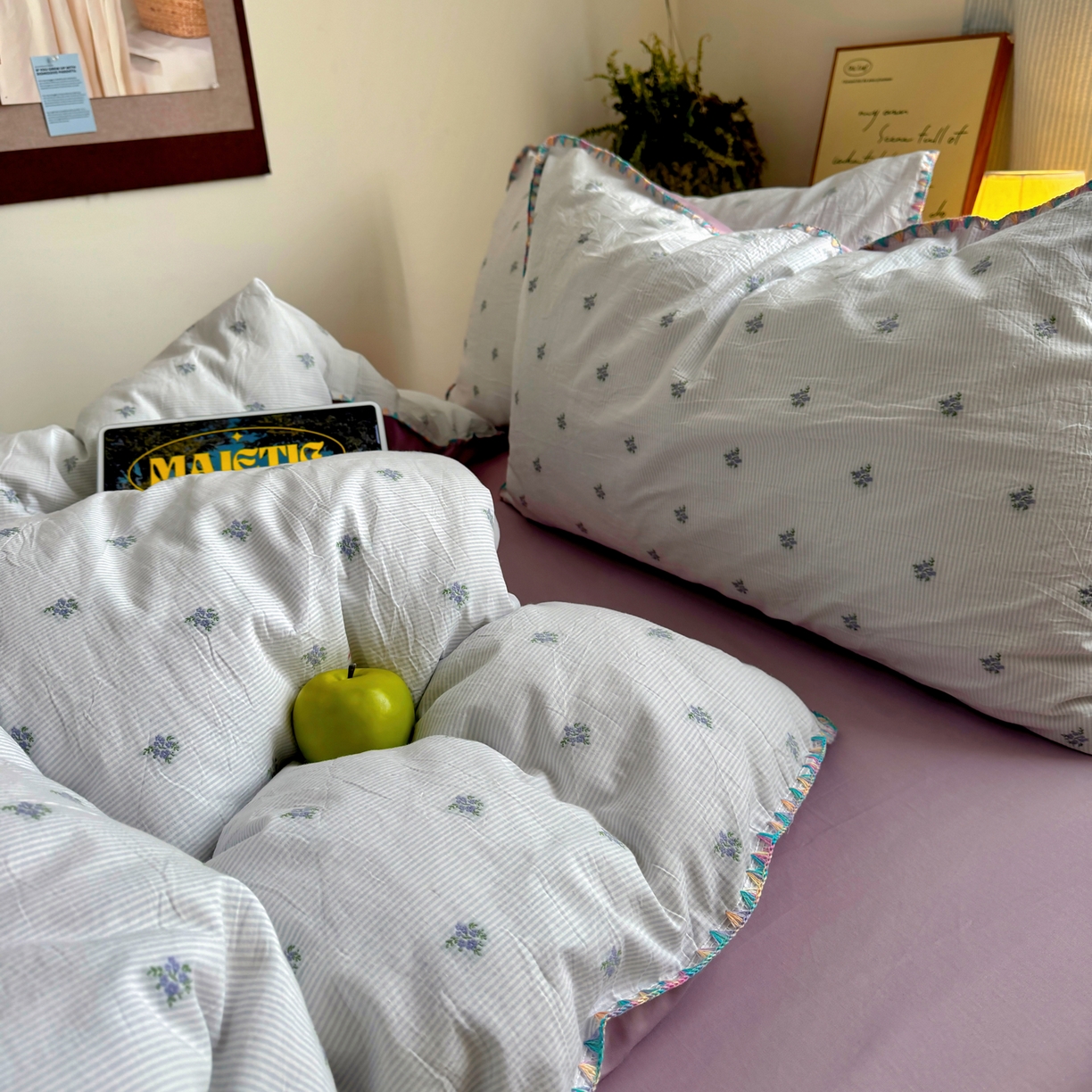 91家纺网 家纺一手货源 找家纺 田野 2026新款全棉水洗提花贝壳边四件套 紫花序