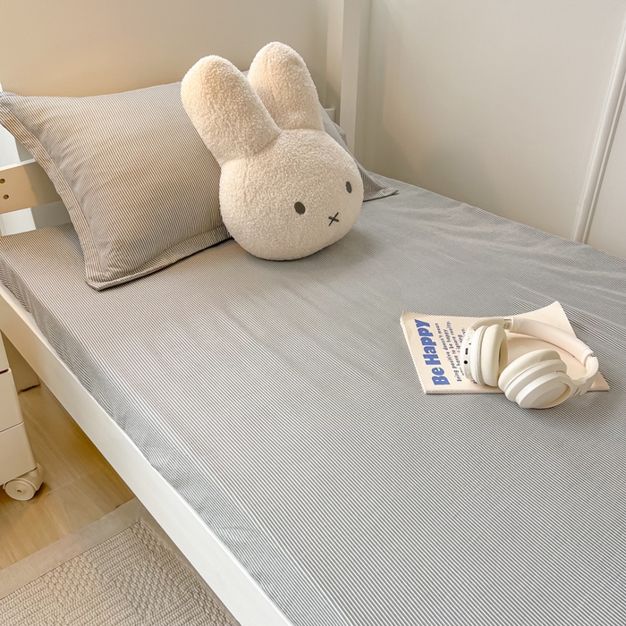 91家纺网 家纺一手货源 找家纺 缦绣阁家纺 2026新款亲肤水洗棉舒适学生上下铺床垫套床笠床罩宿舍专用 垫套-条纹浅灰