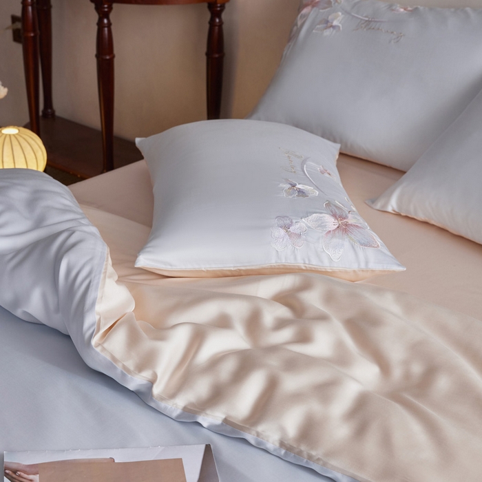 91家纺网 家纺一手货源 找家纺 爱缦 2026新款60支兰精天丝四件套--至真系列 蓝米驼