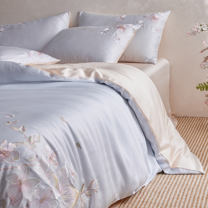 91家纺网 家纺一手货源 找家纺 爱缦 2026新款60支兰精天丝四件套--至真系列 蓝米驼