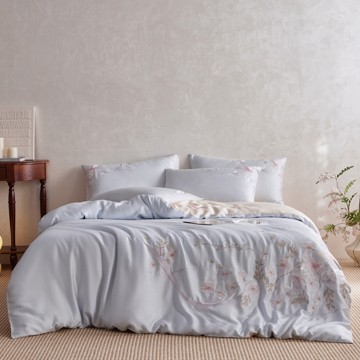 91家纺网 家纺一手货源 找家纺 爱缦 2026新款60支兰精天丝四件套--至真系列 蓝米驼