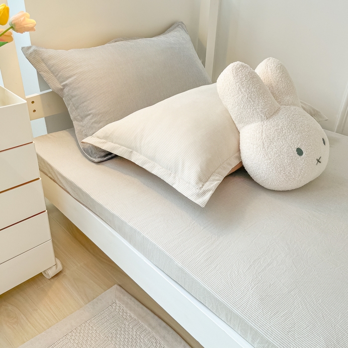 91家纺网 家纺一手货源 找家纺 缦绣阁家纺 2026新款亲肤水洗棉舒适学生上下铺床垫套床笠床罩宿舍专用 垫套-条纹浅咖