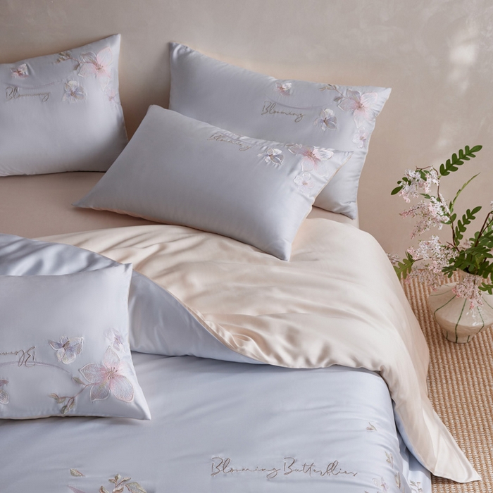 91家纺网 家纺一手货源 找家纺 爱缦 2026新款60支兰精天丝四件套--至真系列 蓝米驼