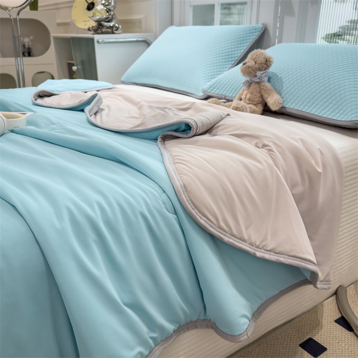 91家纺网 家纺一手货源 找家纺 乐家欣 2026新款凉感丝夏被系列 凉感夏被-清水蓝