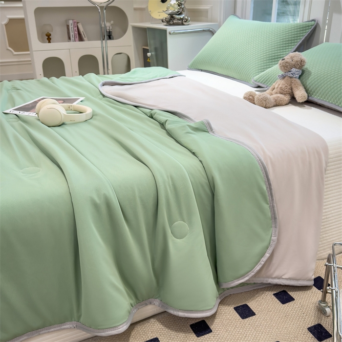 91家纺网 家纺一手货源 找家纺 乐家欣 2026新款凉感丝夏被系列 凉感夏被-松绿