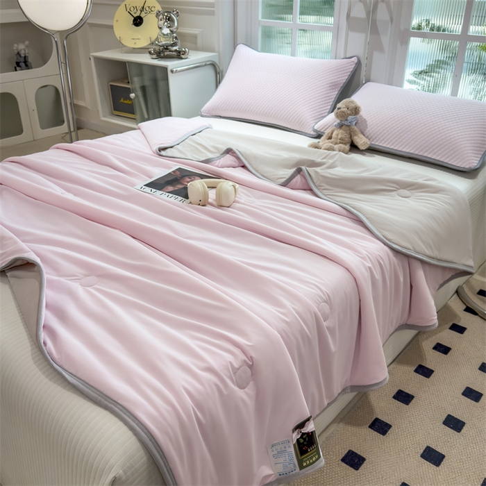 91家纺网 家纺一手货源 找家纺 乐家欣 2026新款凉感丝夏被系列 凉感夏被-蜜桃粉