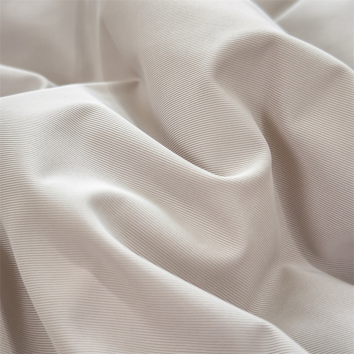 91家纺网 家纺一手货源 找家纺 乐家欣 2026新款凉感丝夏被系列 凉感夏被-浅灰