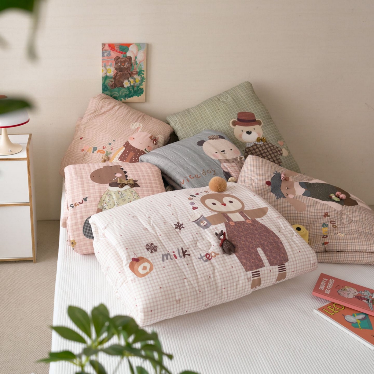 91家纺网 家纺一手货源 找家纺 久典家居 2026新款A类全棉双层纱数码定位花型春秋被夏被 组合图