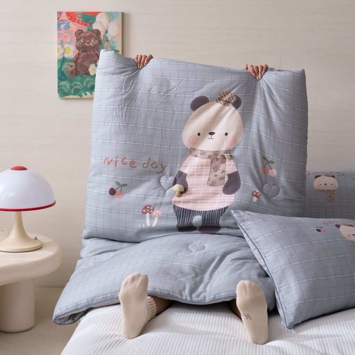 91家纺网 家纺一手货源 找家纺 久典家居 2026新款A类全棉双层纱数码定位花型春秋被夏被 小熊猫