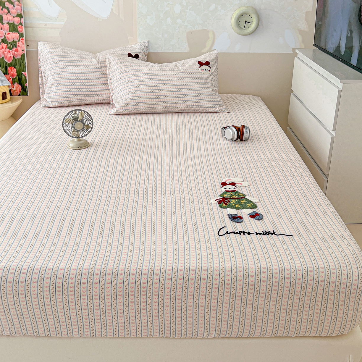 91家纺网 家纺一手货源 找家纺 舒居家纺 2026新款13070全棉纯棉毛巾绣单床笠床笠单件 友谊结