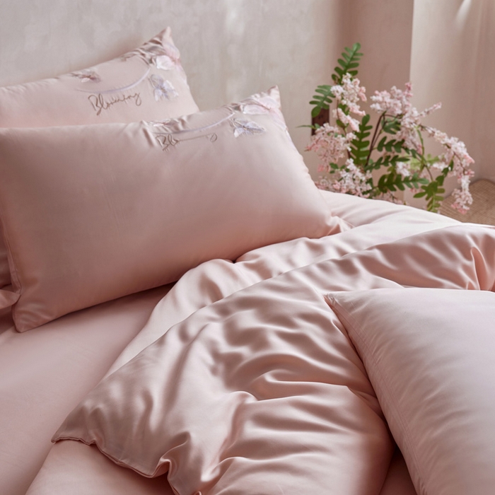 91家纺网 家纺一手货源 找家纺 爱缦 2026新款60支兰精天丝四件套--至真系列 玉粉