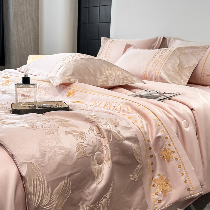 91家纺网 家纺一手货源 找家纺 （总）宇航家纺 2026新款A类金丝浮雕提花水洗真丝夏被四件套