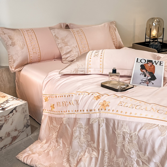 91家纺网 家纺一手货源 找家纺 （总）宇航家纺 2026新款A类金丝浮雕提花水洗真丝夏被四件套