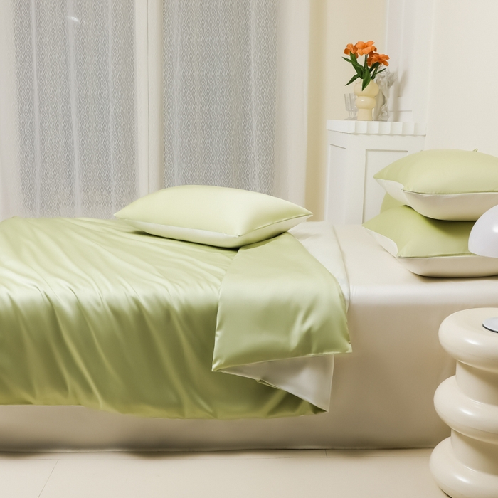 91家纺网 家纺一手货源 找家纺 缦绣阁家纺 2026新款夏季水洗冰丝轻奢四件套及丝滑裸睡被套被罩单品 果绿芝士