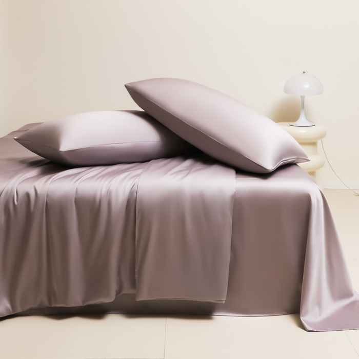 91家纺网 家纺一手货源 找家纺 缦绣阁家纺 2026新款夏季水洗冰丝轻奢四件套及丝滑裸睡被套被罩单品 椰子灰