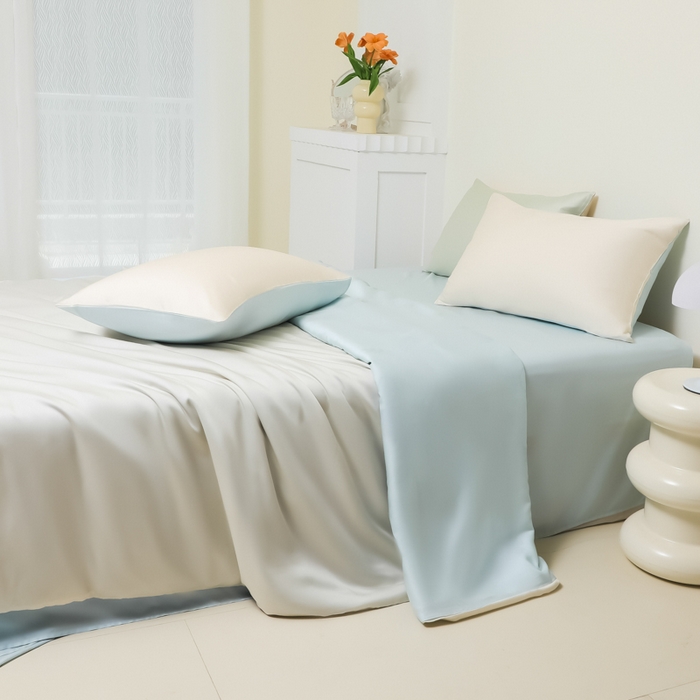 91家纺网 家纺一手货源 找家纺 缦绣阁家纺 2026新款夏季水洗冰丝轻奢四件套及丝滑裸睡被套被罩单品 芝士碧湖兰