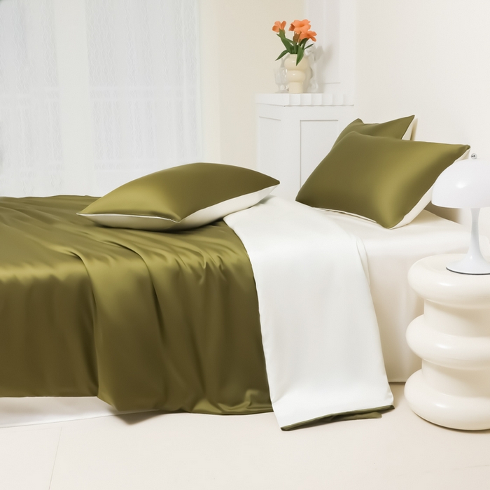 91家纺网 家纺一手货源 找家纺 缦绣阁家纺 2026新款夏季水洗冰丝轻奢四件套及丝滑裸睡被套被罩单品 橄榄绿芝士