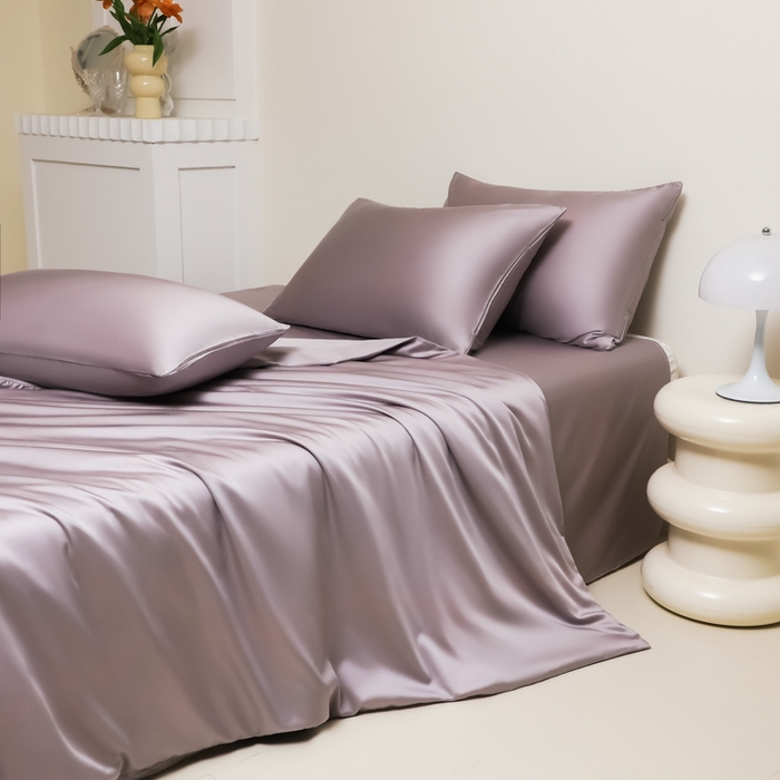 91家纺网 家纺一手货源 找家纺 缦绣阁家纺 2026新款夏季水洗冰丝轻奢四件套及丝滑裸睡被套被罩单品 椰子灰