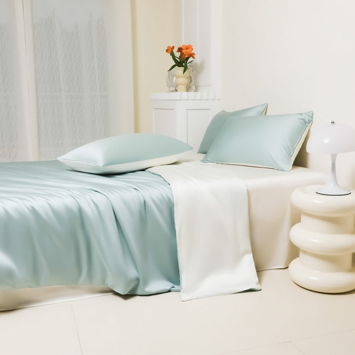 91家纺网 家纺一手货源 找家纺 缦绣阁家纺 2026新款夏季水洗冰丝轻奢四件套及丝滑裸睡被套被罩单品 水绿芝士