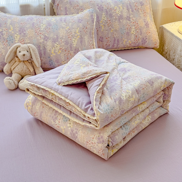 91家纺网 家纺一手货源 找家纺 水木坊 2026新款云感双层纱抗菌花边夏被夏凉被空调被-晴风系列 晴风-薰衣草