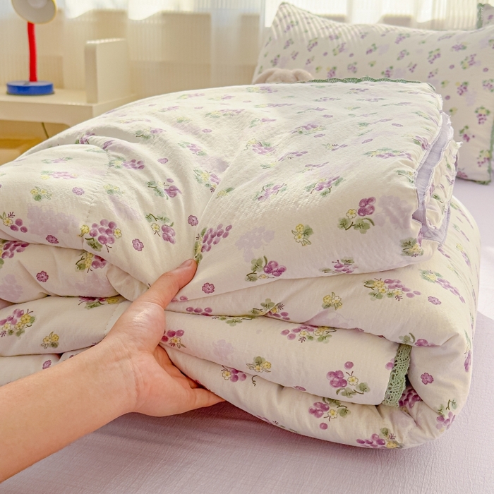 91家纺网 家纺一手货源 找家纺 水木坊 2026新款云感双层纱抗菌花边夏被夏凉被空调被-晴风系列 晴风-葡萄多多