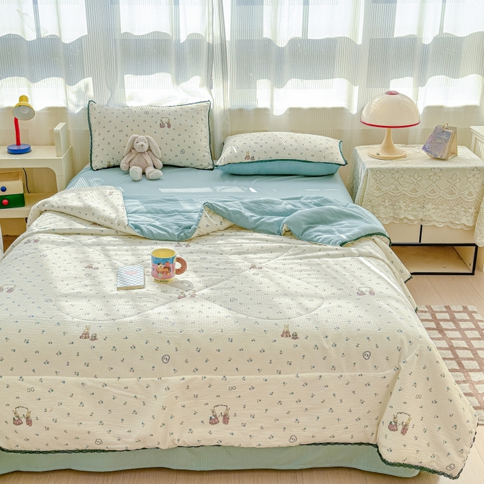 91家纺网 家纺一手货源 找家纺 水木坊 2026新款云感双层纱抗菌花边夏被夏凉被空调被-晴风系列 晴风-浪漫兔兔