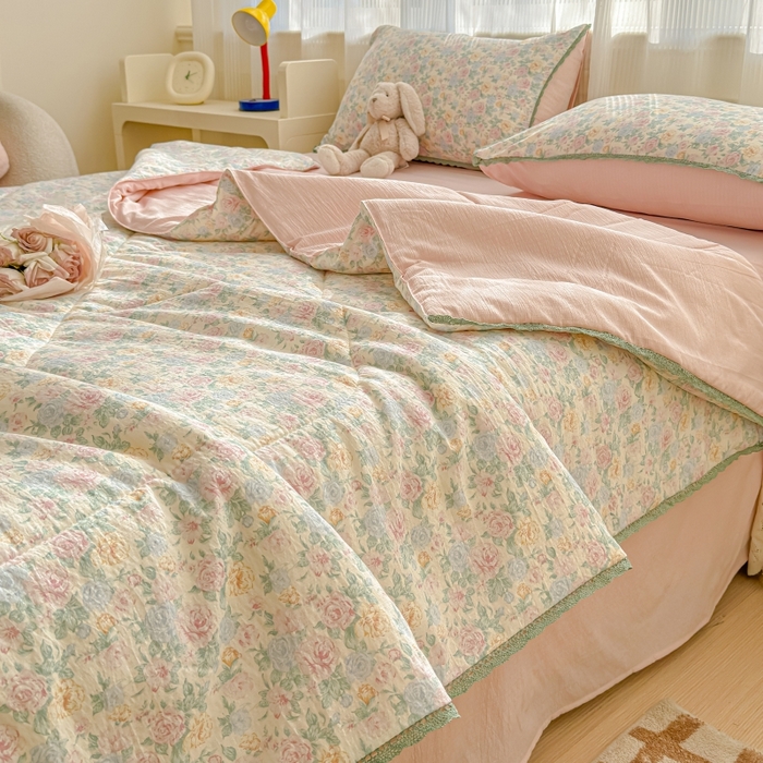 91家纺网 家纺一手货源 找家纺 水木坊 2026新款云感双层纱抗菌花边夏被夏凉被空调被-晴风系列 晴风-童话花岛