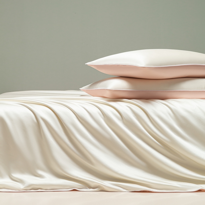 91家纺网 家纺一手货源 找家纺 缦绣阁家纺 2026新款夏季轻奢水洗仿真丝四件套凉感丝床单被套纯色冰丝床笠双人三件套 麻绳款-奶昔+粉