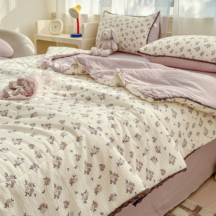 91家纺网 家纺一手货源 找家纺 水木坊 2026新款云感双层纱抗菌花边夏被夏凉被空调被-晴风系列 晴风-苏瑾