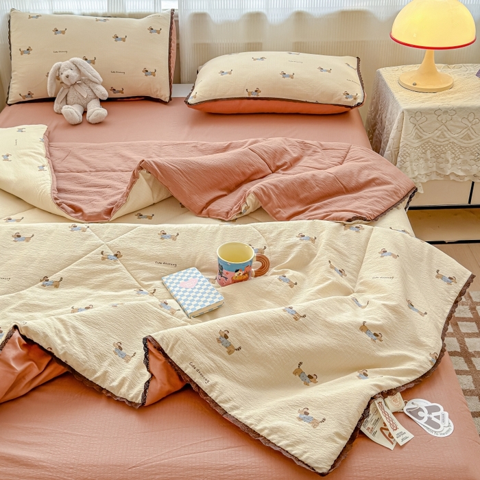 91家纺网 家纺一手货源 找家纺 水木坊 2026新款云感双层纱抗菌花边夏被夏凉被空调被-晴风系列 晴风-俏皮狗