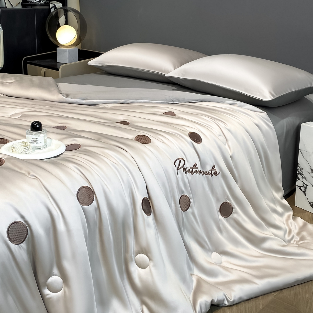 91家纺网 家纺一手货源 找家纺 （总）云棉坊 2026新款水洗冰丝夏被-满绣系列