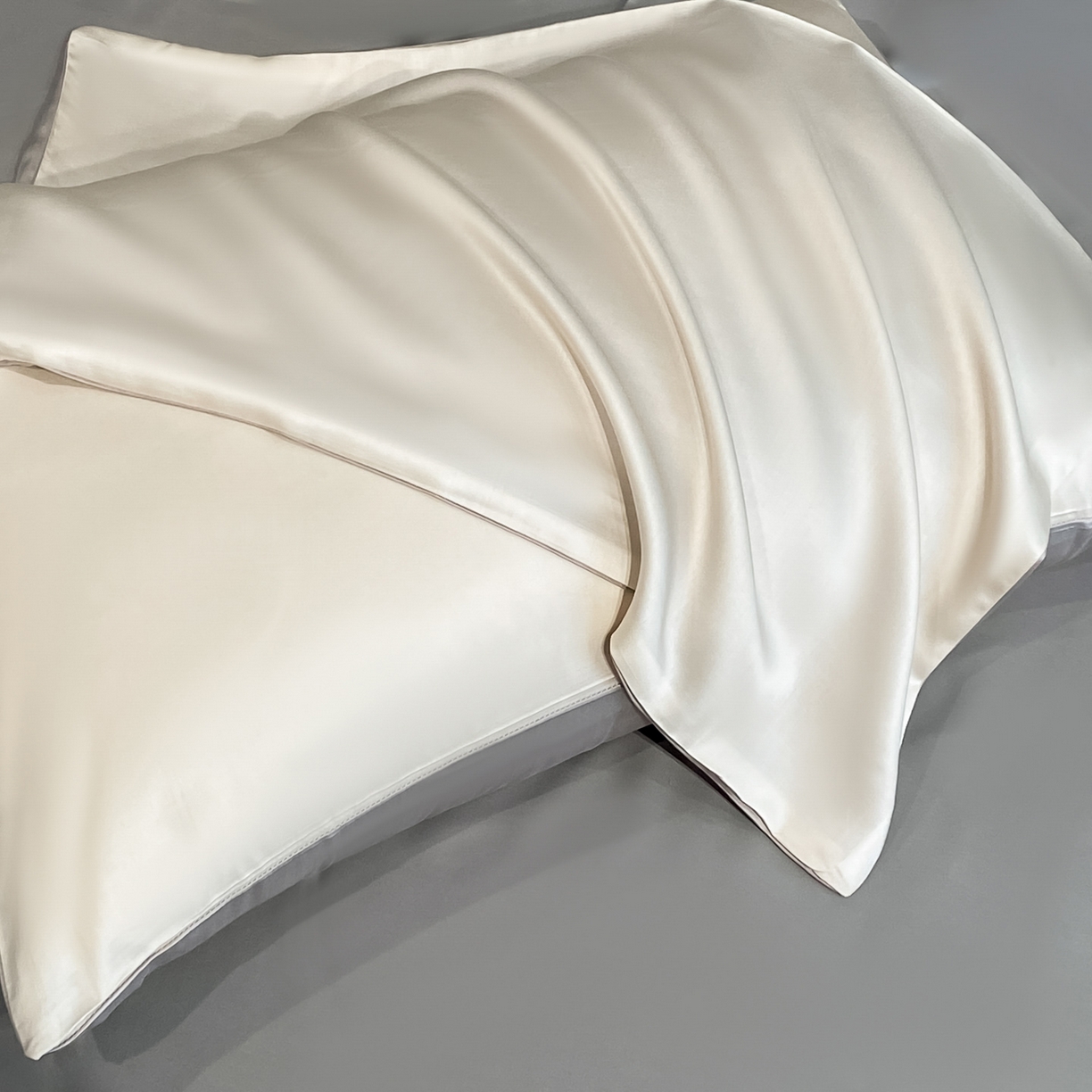 91家纺网 家纺一手货源 找家纺 云棉坊 2026新款水洗冰丝夏被-满绣系列 蝴蝶结-梧桐灰